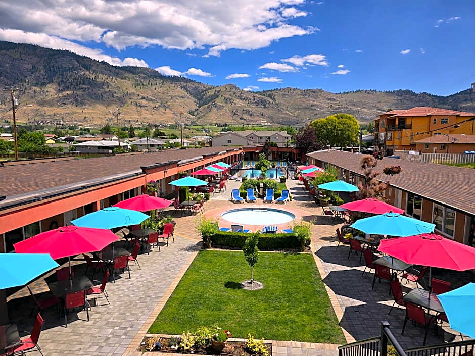 Sahara Courtyard Inn & Suites Osoyoos