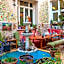 LOTUS GARDEN HOSTEL