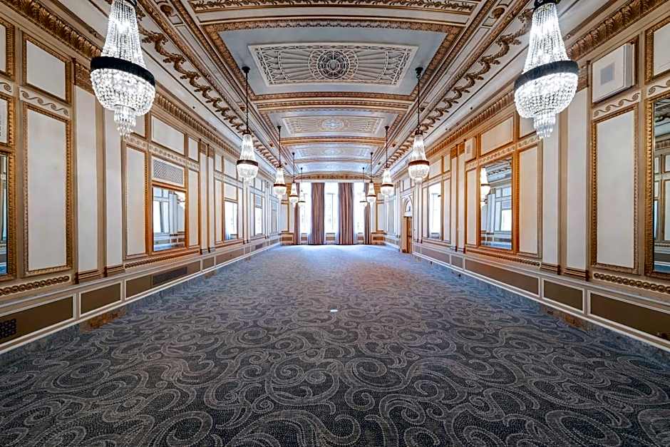 The Benson Portland, Curio Collection by Hilton