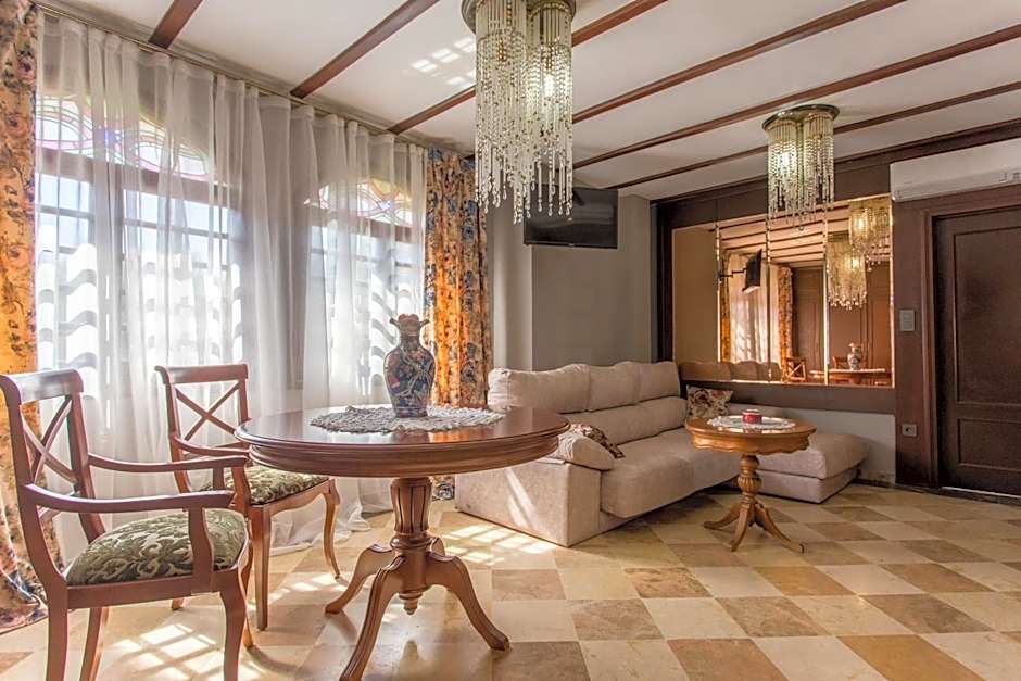 Apartamentos Gaudi Style
