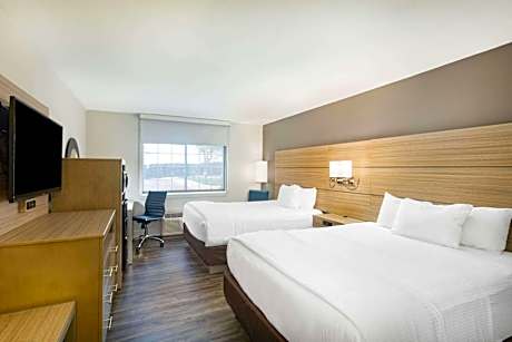 Queen Room with Two Queen Beds - Mobility Access/Non-Smoking