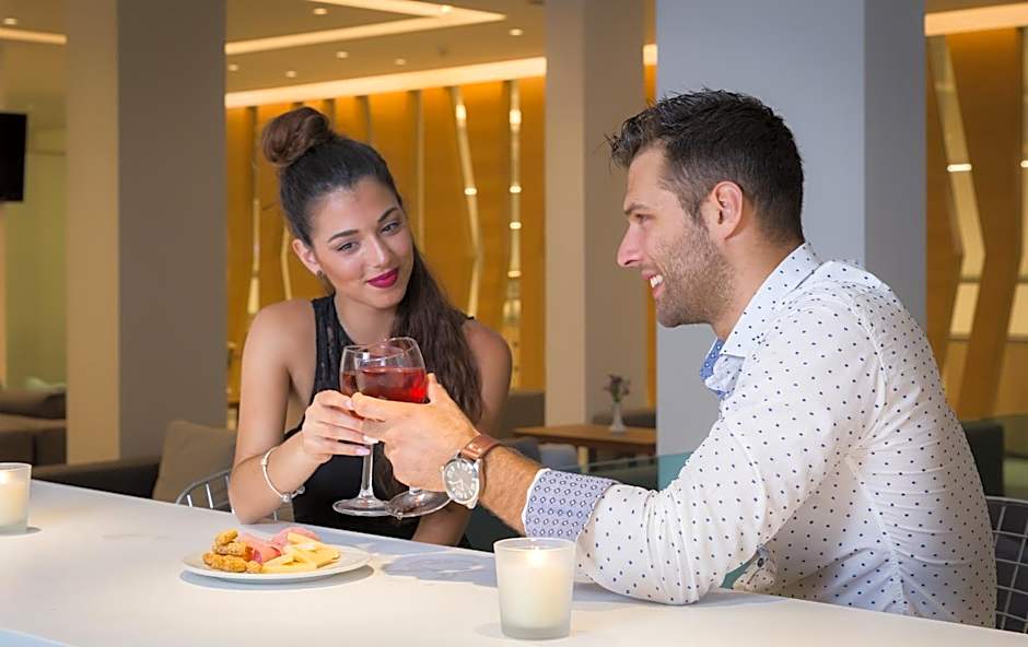 Acharavi Beach Hotel