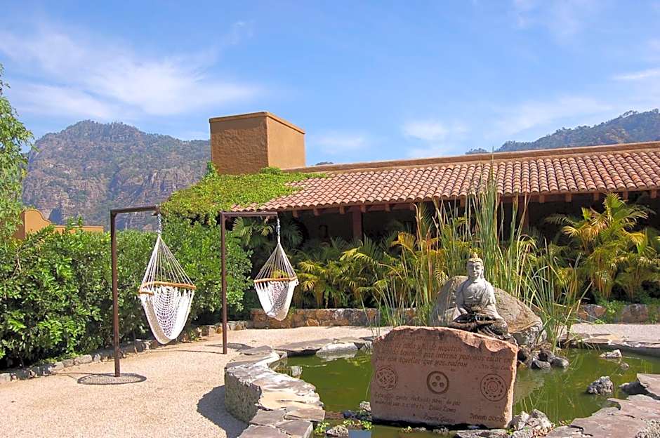 Hostal de la Luz - Spa Holistic Resort