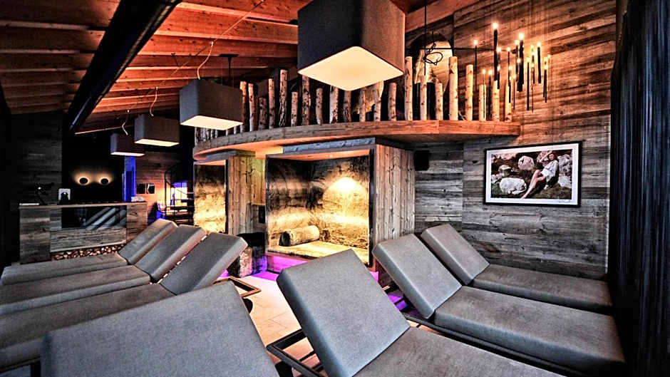 Alps Lodge