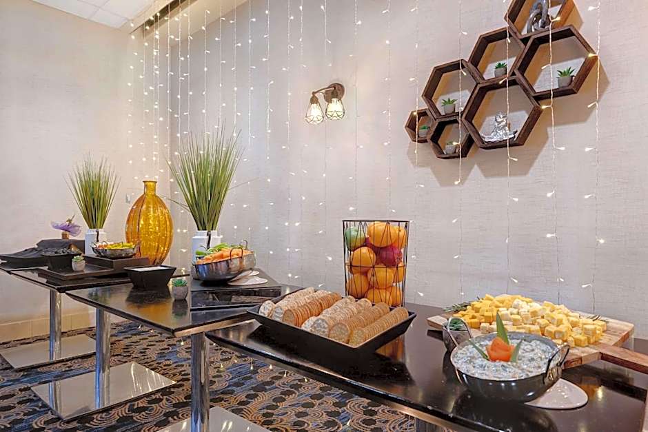 Embassy Suites By Hilton Hotel Santa Clara-Silicon Valley