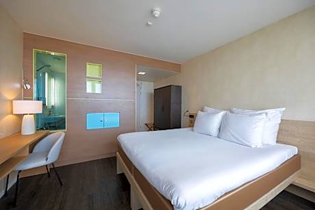 Deluxe Double Room with Sea View