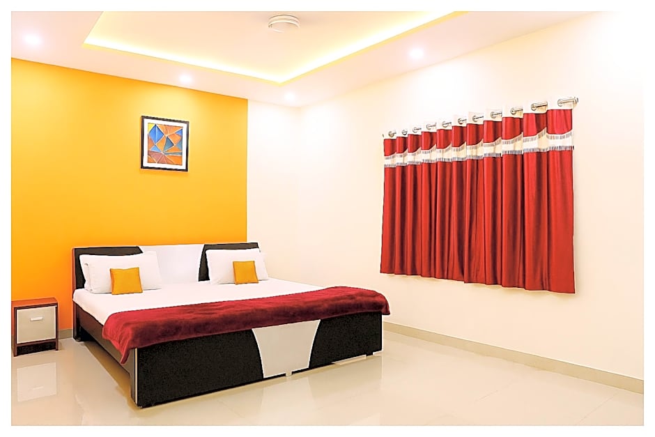 Goroomgo New Ashiyana Palace Near Railway Station Varanasi