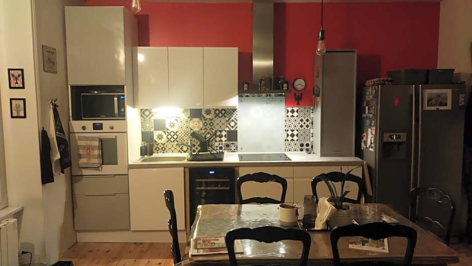 Chambrecosy salle de bain privée