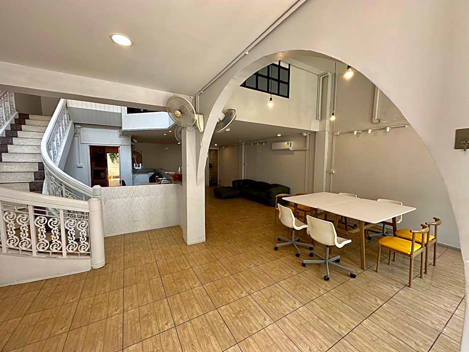 the cute silom hostel