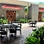 Holiday Inn Express & Suites Cocoa by IHG