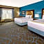 La Quinta Inn & Suites by Wyndham Niagara Falls