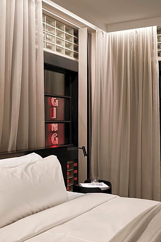 Lancemore Crossley St. Melbourne