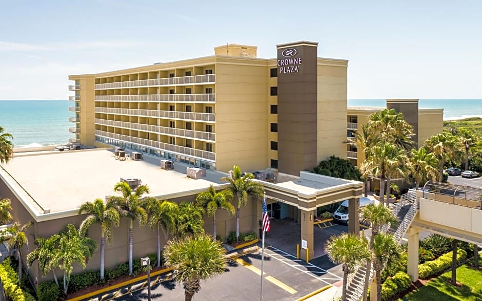 Crowne Plaza Melbourne-Oceanfront, an IHG Hotel