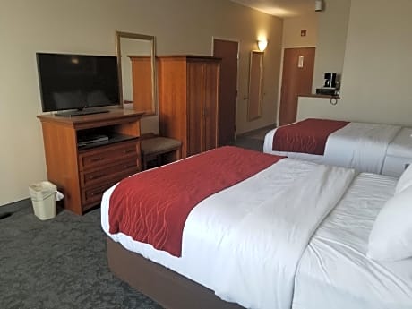 Standard Queen Room with Two Queen Beds - Non-Smoking