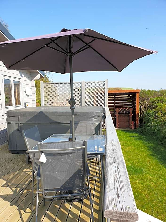 Ruth's Retreat Country Retreat with private hot tub