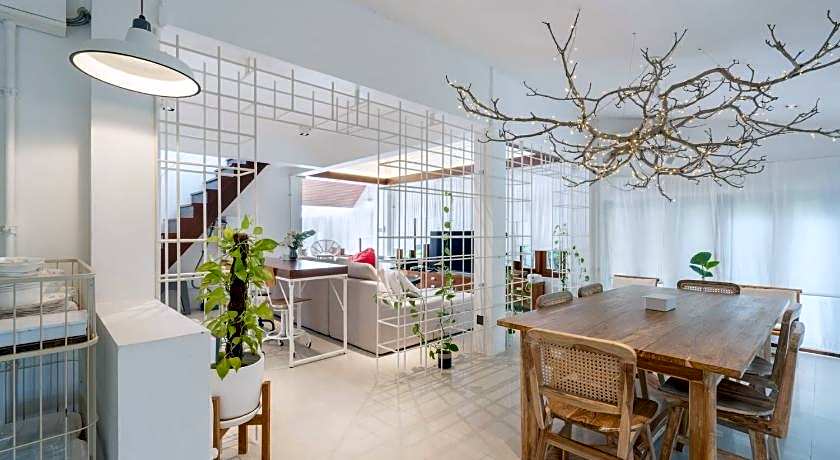 Phrip Phri Luxury Pool Villas