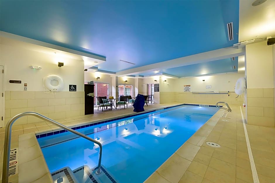 Homewood Suites By Hilton Atlanta Airport North