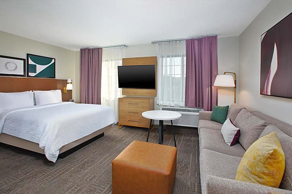 Staybridge Suites Omaha 80th and Dodge By IHG