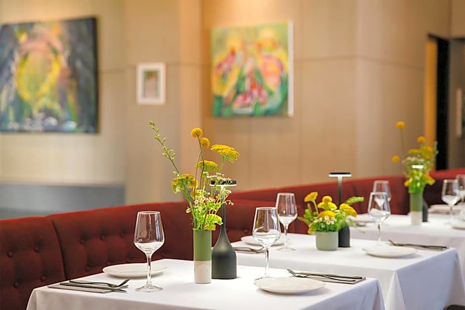 Canopy By Hilton Jersey City Arts District