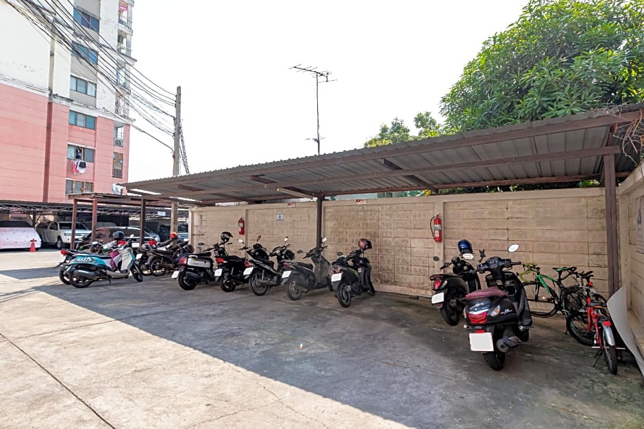 Grannylla Residence Charoenkrung