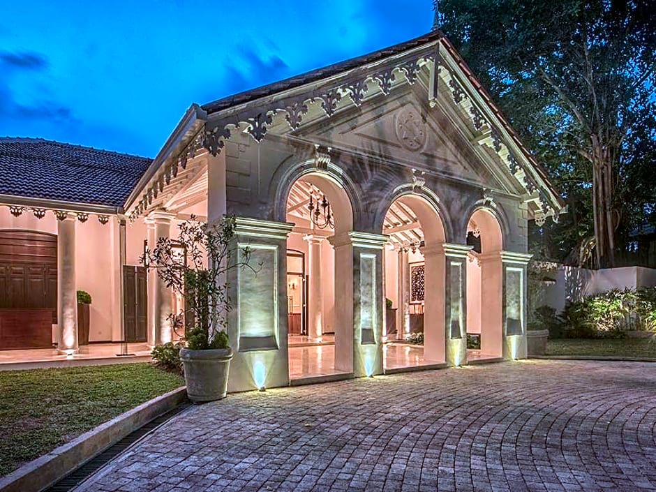 Residence By Uga Escapes