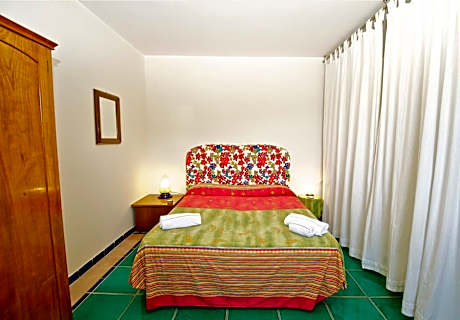 Apartment with Sea View (3 Adults)