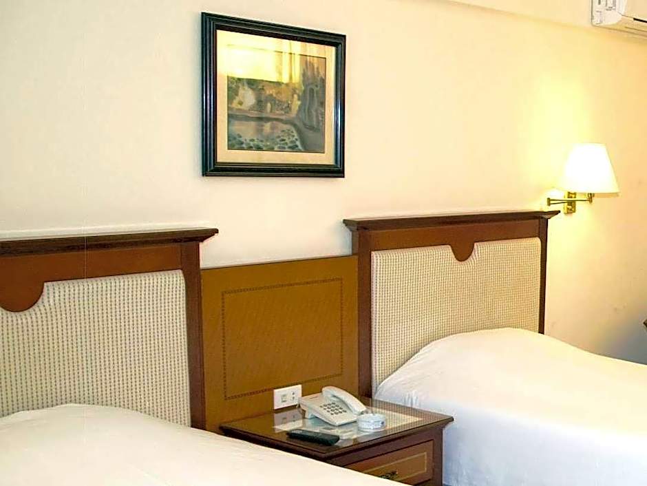 Huu Nghi Hotel