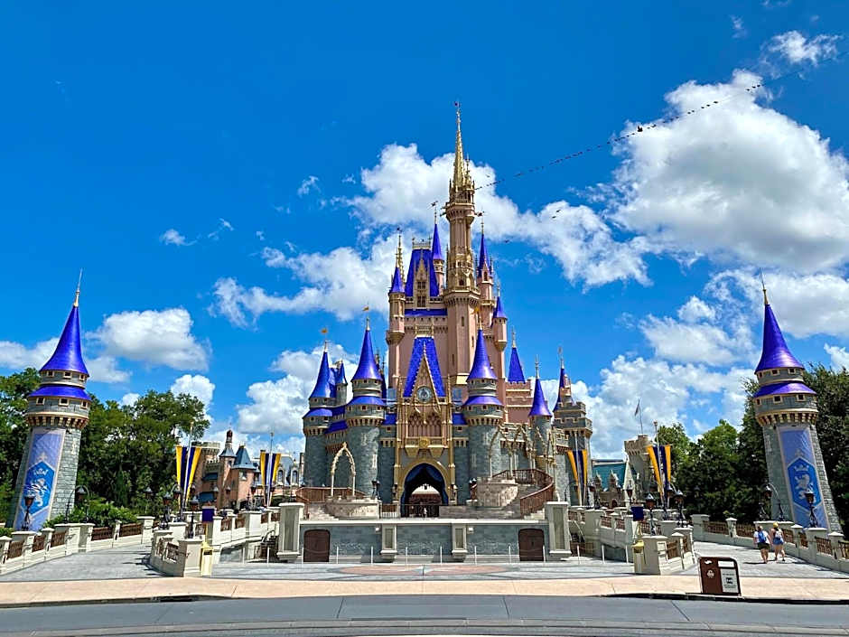 Holiday Inn Express Orlando - Lake Buena Vista Area By IHG