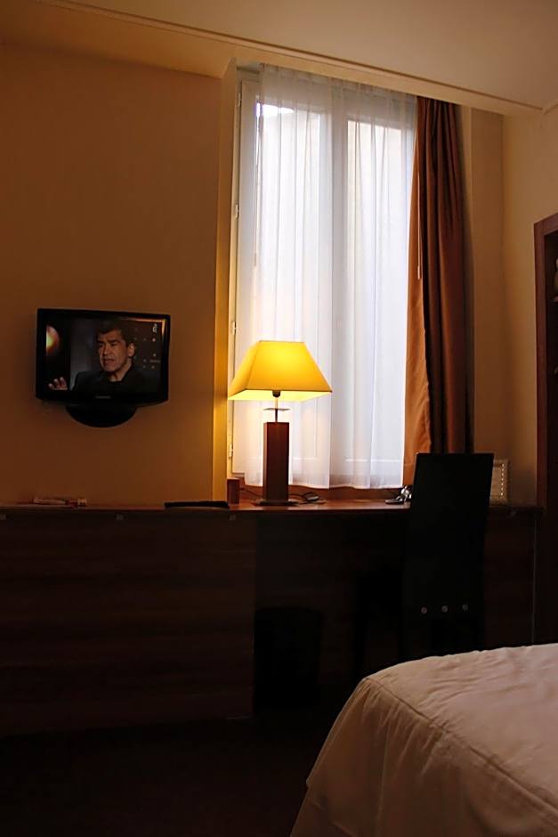 Hotel The Originals du Grand Monarque Nantes Gare