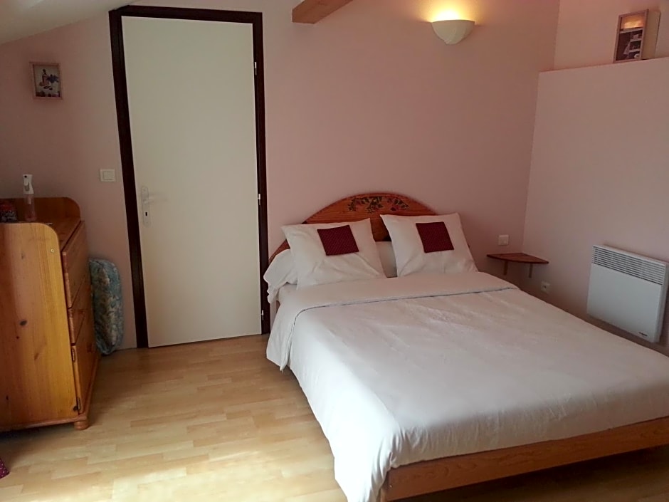 Chambres d'Hôtes Au Grillon Dort