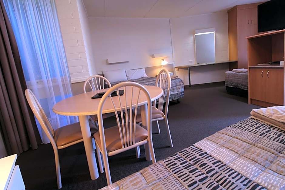 Cobram Colonial Motor Inn