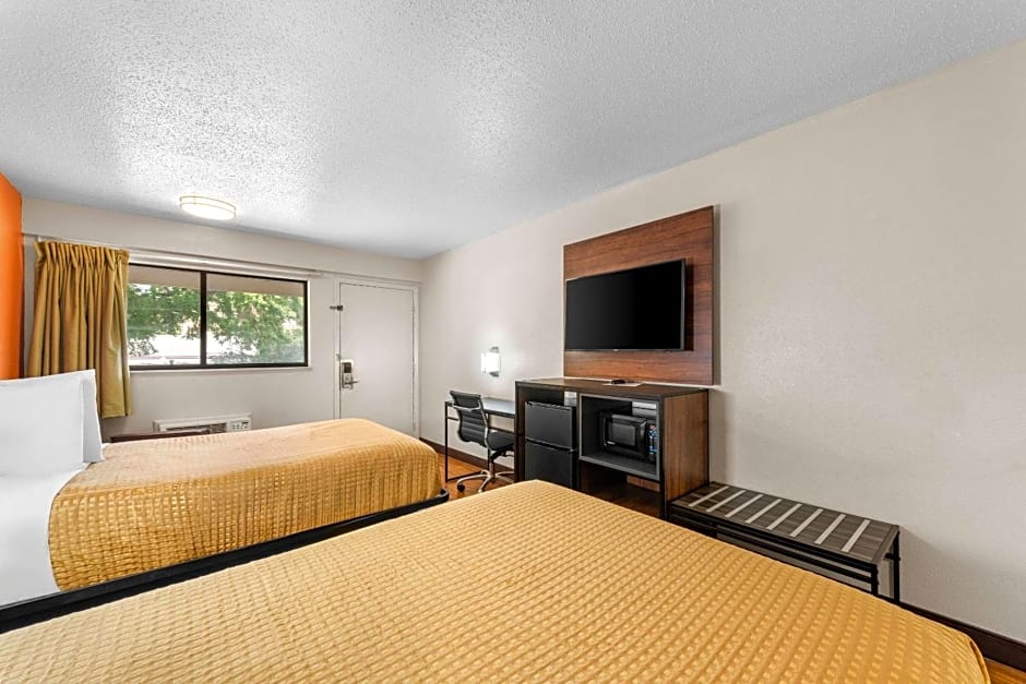 Econo Lodge Charlotte Airport