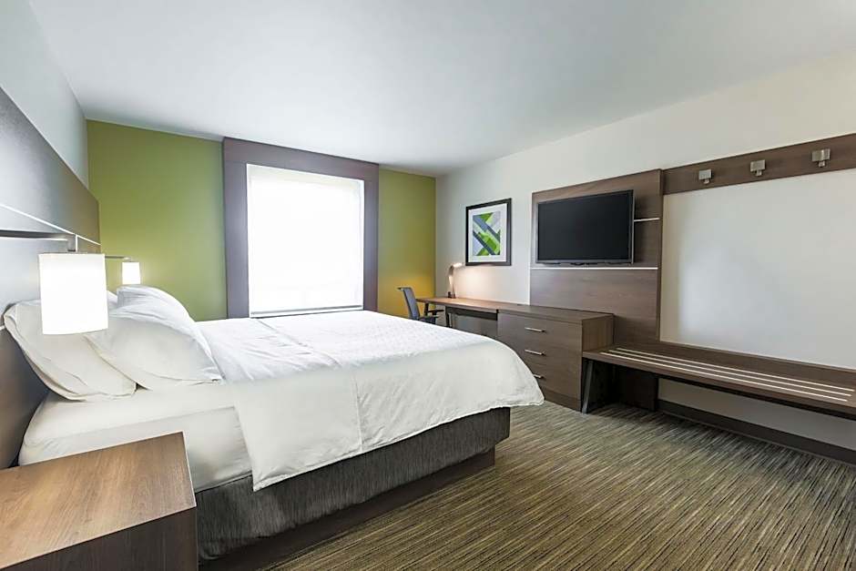 Holiday Inn Express & Suites-Regina-South By IHG