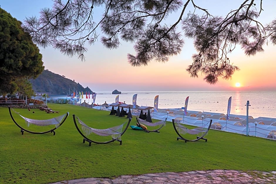 Fun Sun Family Club Saphire