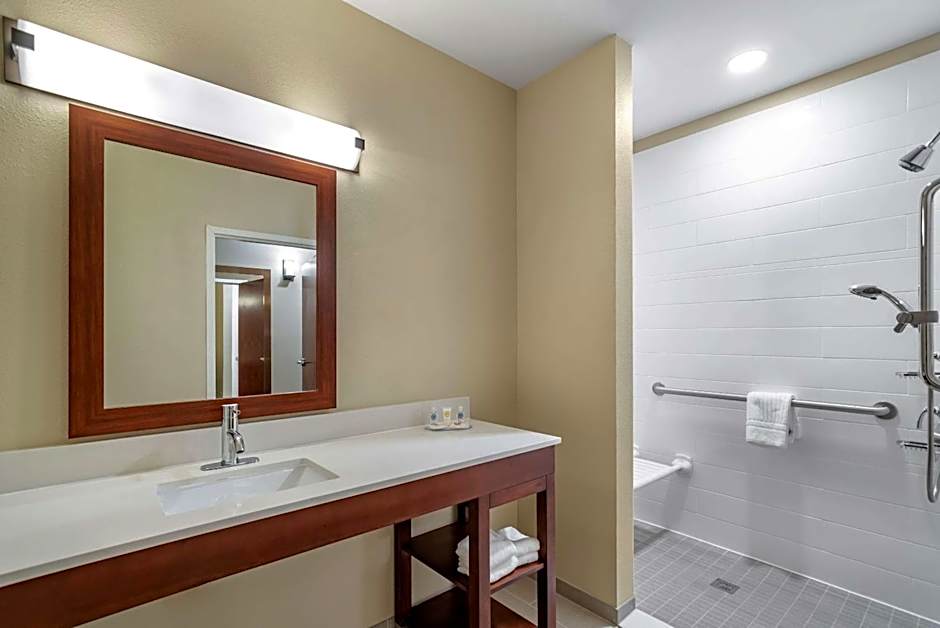 Comfort Inn & Suites Winchester