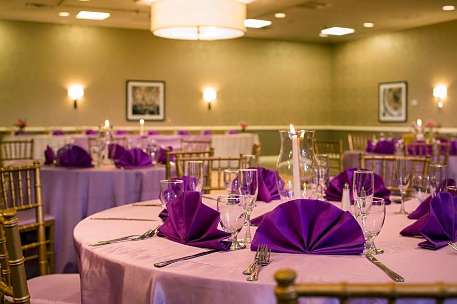 DoubleTree by Hilton Laurel