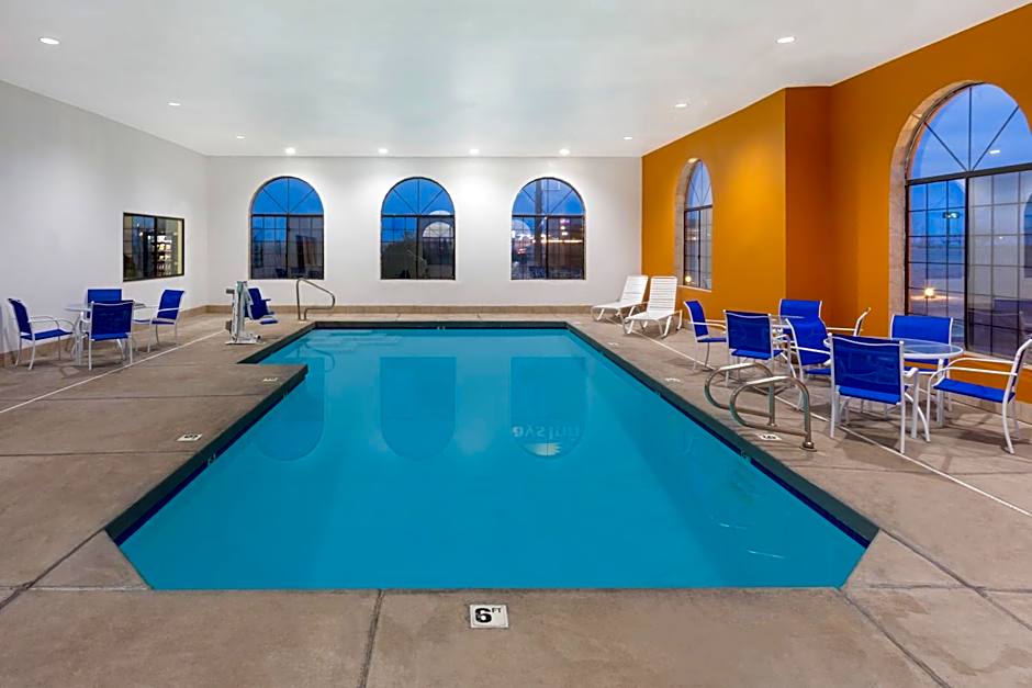 Days Inn by Wyndham Holbrook