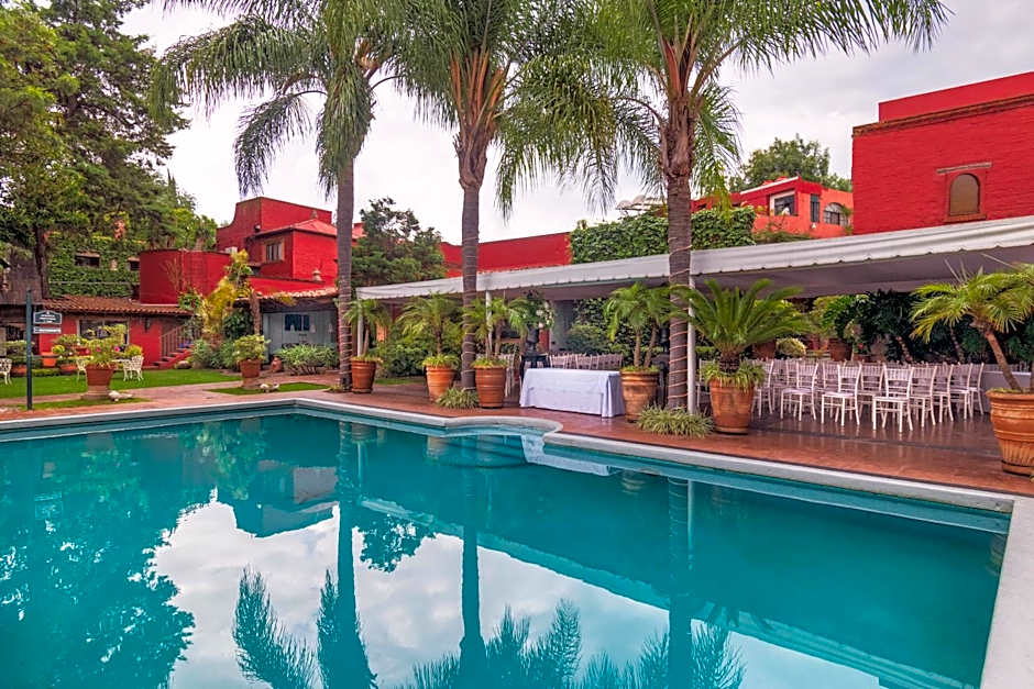 Villa San Jose Hotel & Suites