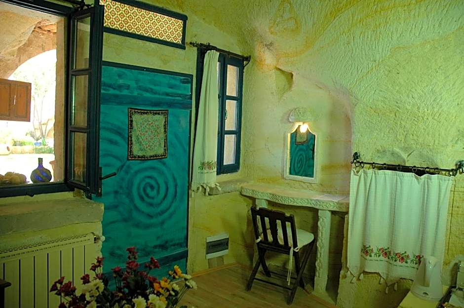 Elkep Evi Cave Hotel