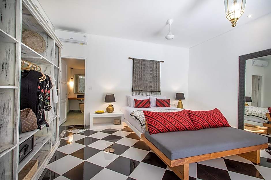 PinkPrivate Sanur - for Cool Adults Only