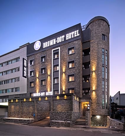 Changwon Brown-dot Hotel Myeongseo