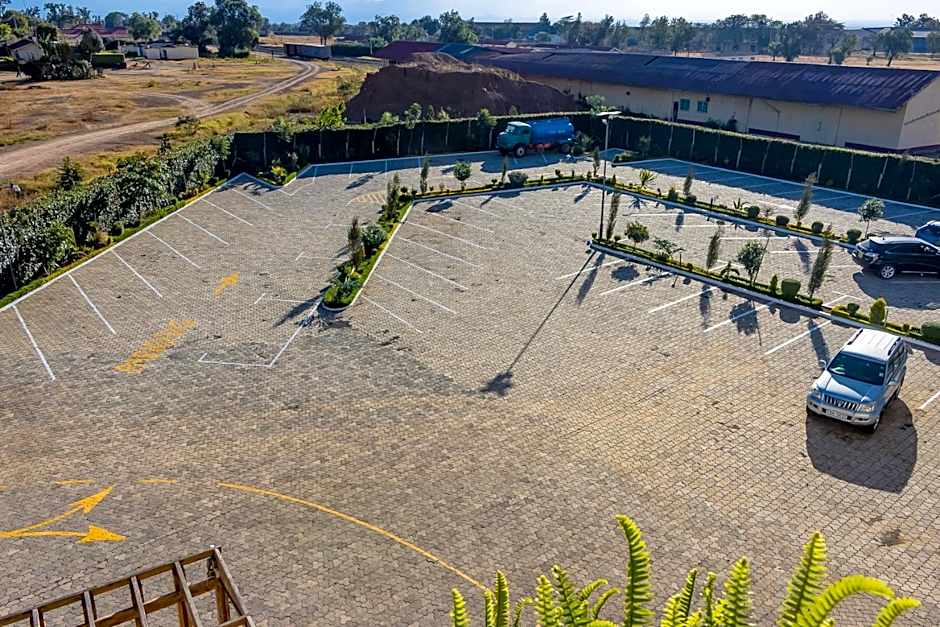 The Glacier Hotel Nanyuki