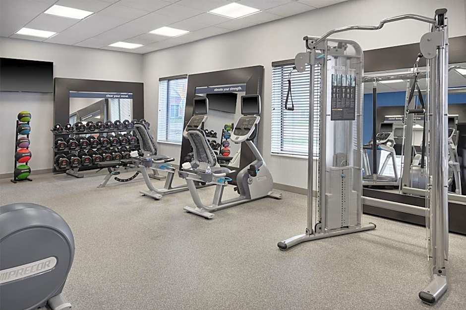Hampton Inn & Suites Detroit/Troy