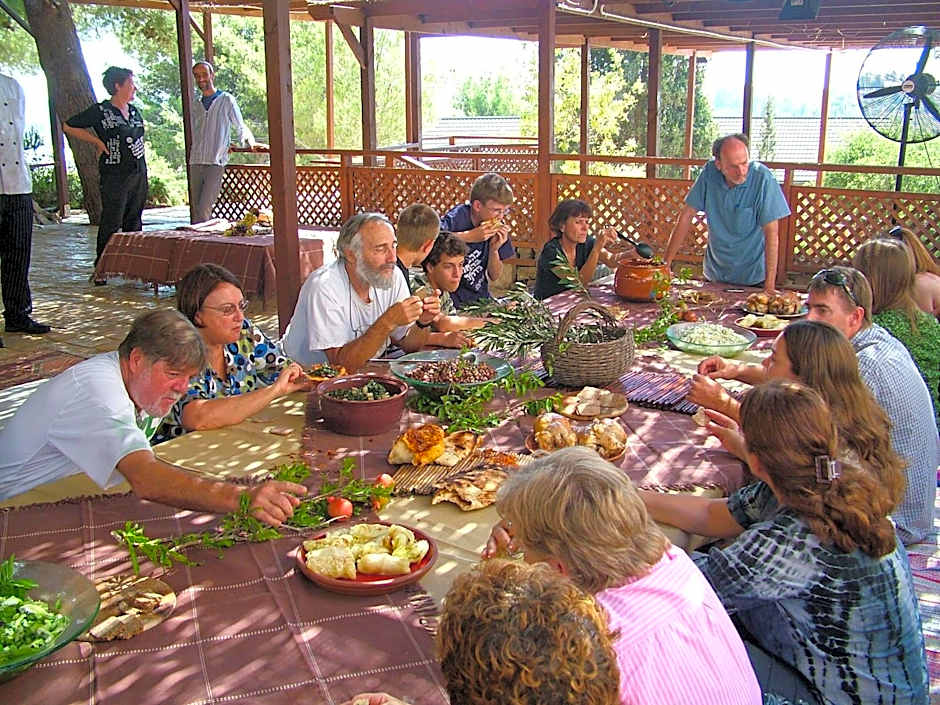 Logos hotel in Yad Hashmona