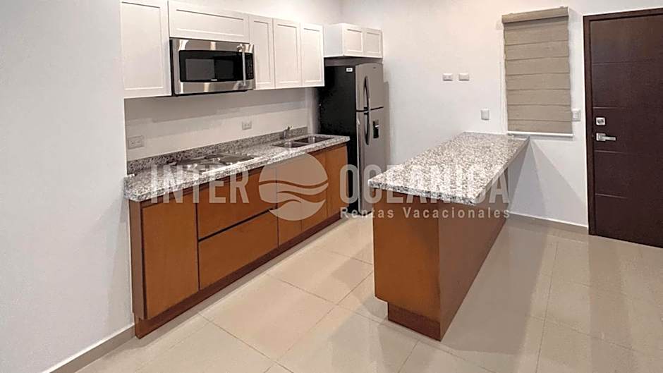 Pool with the best view of the Marina Mazatlán