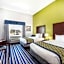 Hawthorn Extended Stay by Wyndham Midland