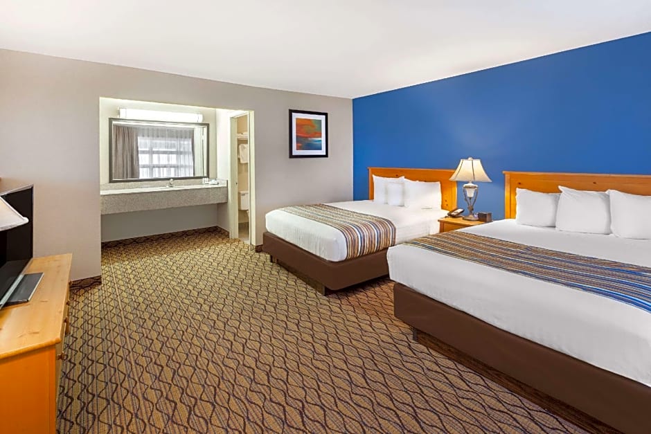 Baymont by Wyndham St. Ignace Lakefront