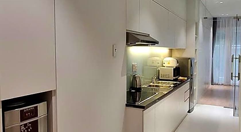 Lucky Residence Suites