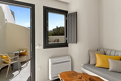 Junior Suite with Jetted Tub