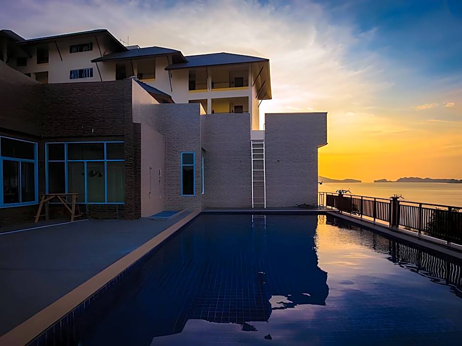 Royal Hill Satun Hotel